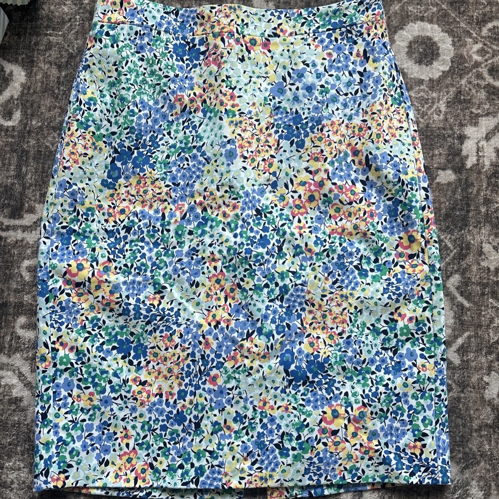 J. Crew Floral Cotton Pencil Skirt Size 00 EUC Lined